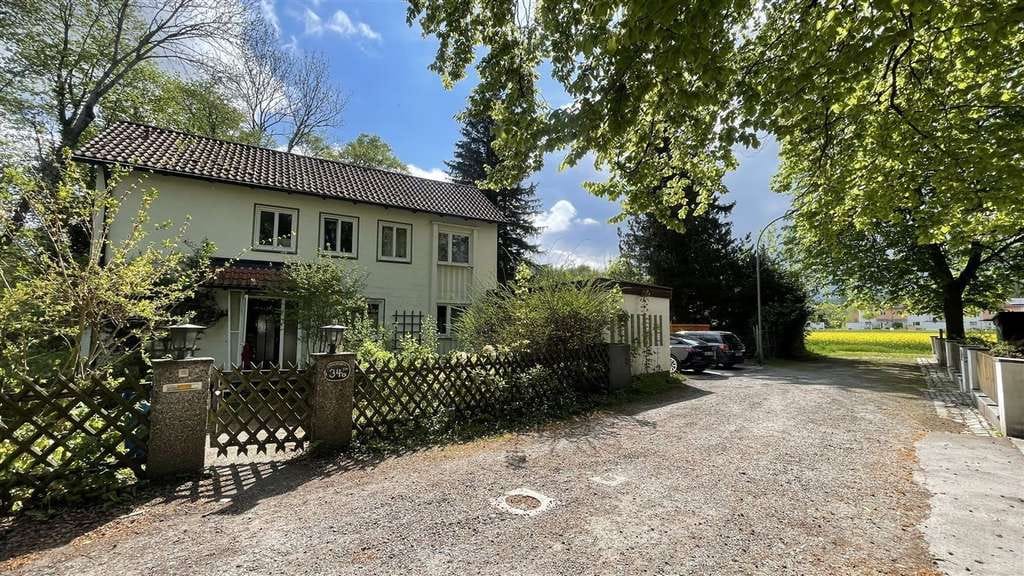 Immobilie in Emmering - Chance! Traumgrundstück 1.750qm mit Altbestand und freiem Südblick in FFB! - Bild 2