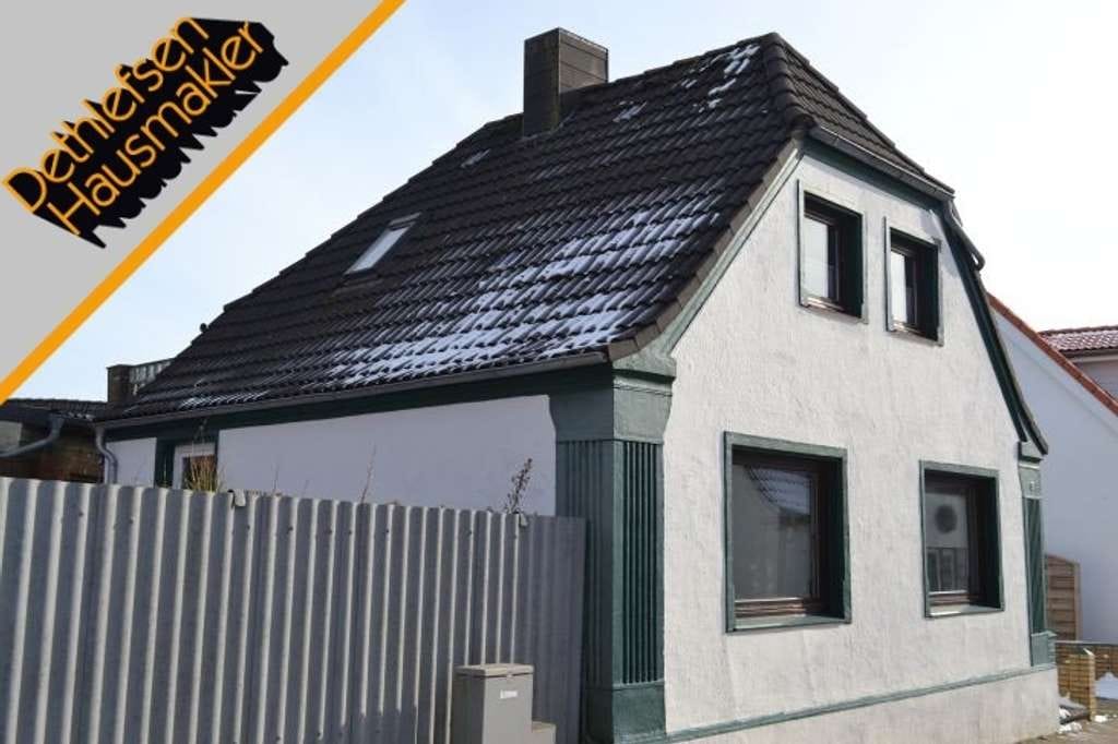 Immobilie in Wesselburen - Verkauf eines kleinen Altbau-Bürgerhauses am Stadtrand von Wesselburen, Kreis Dithmarschen - Bild 0