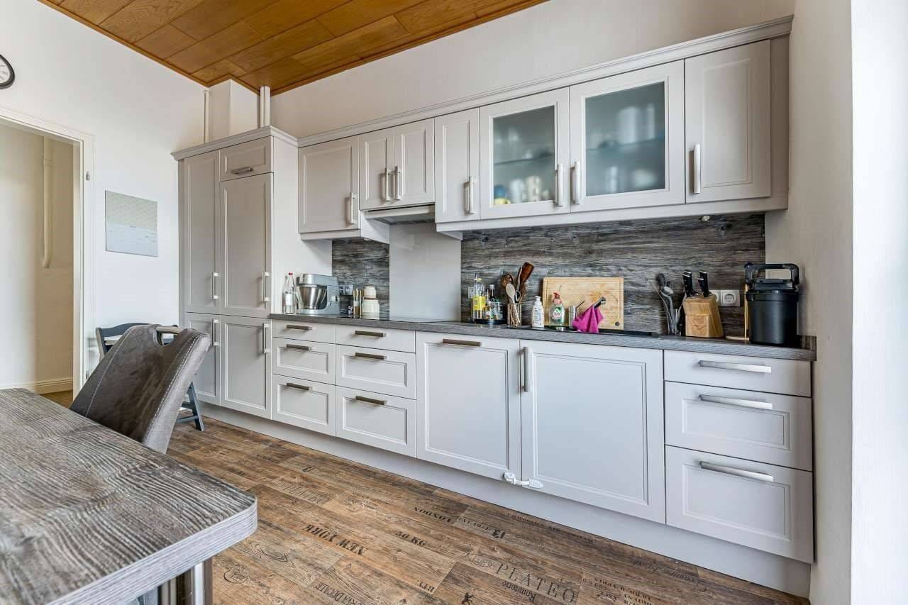 Immobilie in Elmshorn - Zweifamilienhaus in zentraler Lage von Elmshorn! - Bild 1