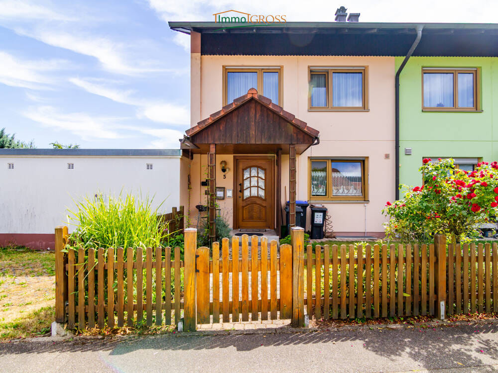 Immobilie in Steinen - Großzügiges Einfamilienhaus mit Gartenidylle in ruhiger Wohnlage - Bild 1