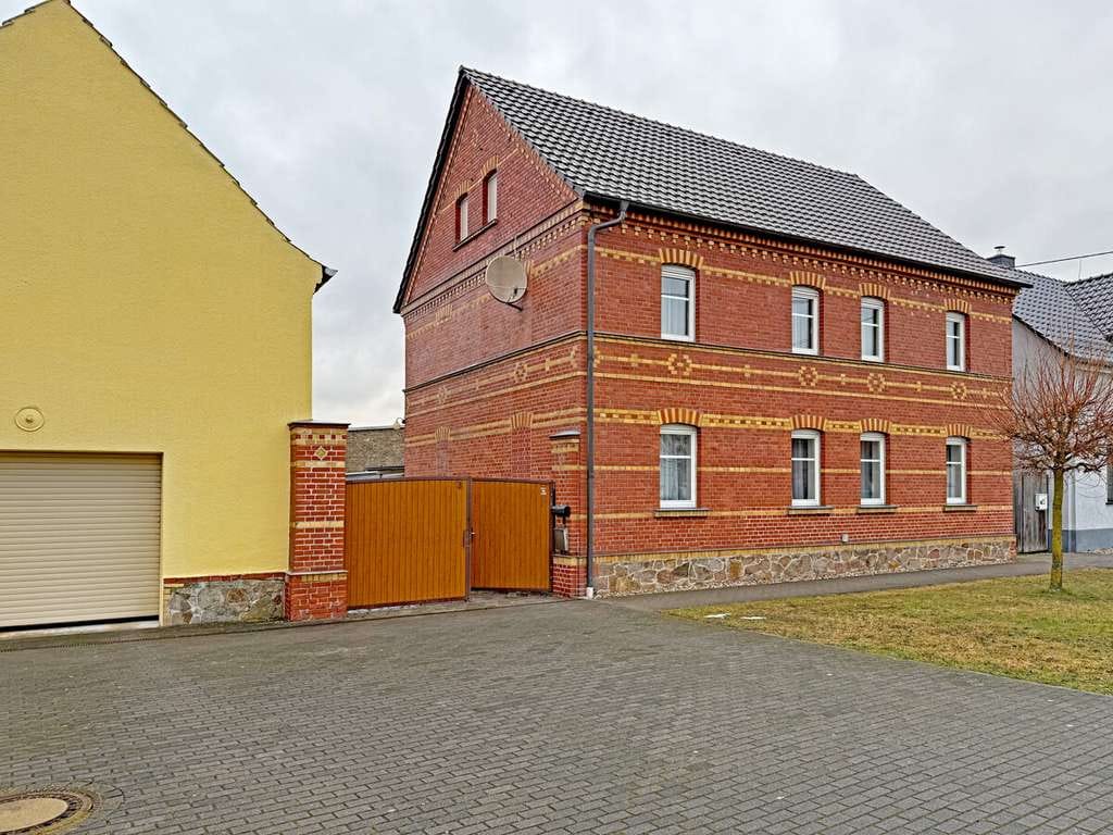 Immobilie in Schönwölkau - Gepflegtes Landhaus nördlich von Leipzig mit Platz für die große Familie - Wentzel Dr. - Bild 1