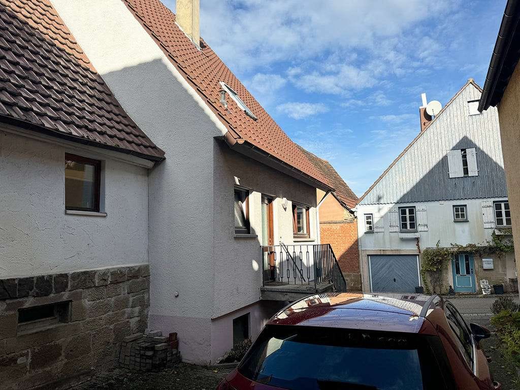 Immobilie in Cleebronn - Haus mit Scheune und Werkstatt - Bild 1
