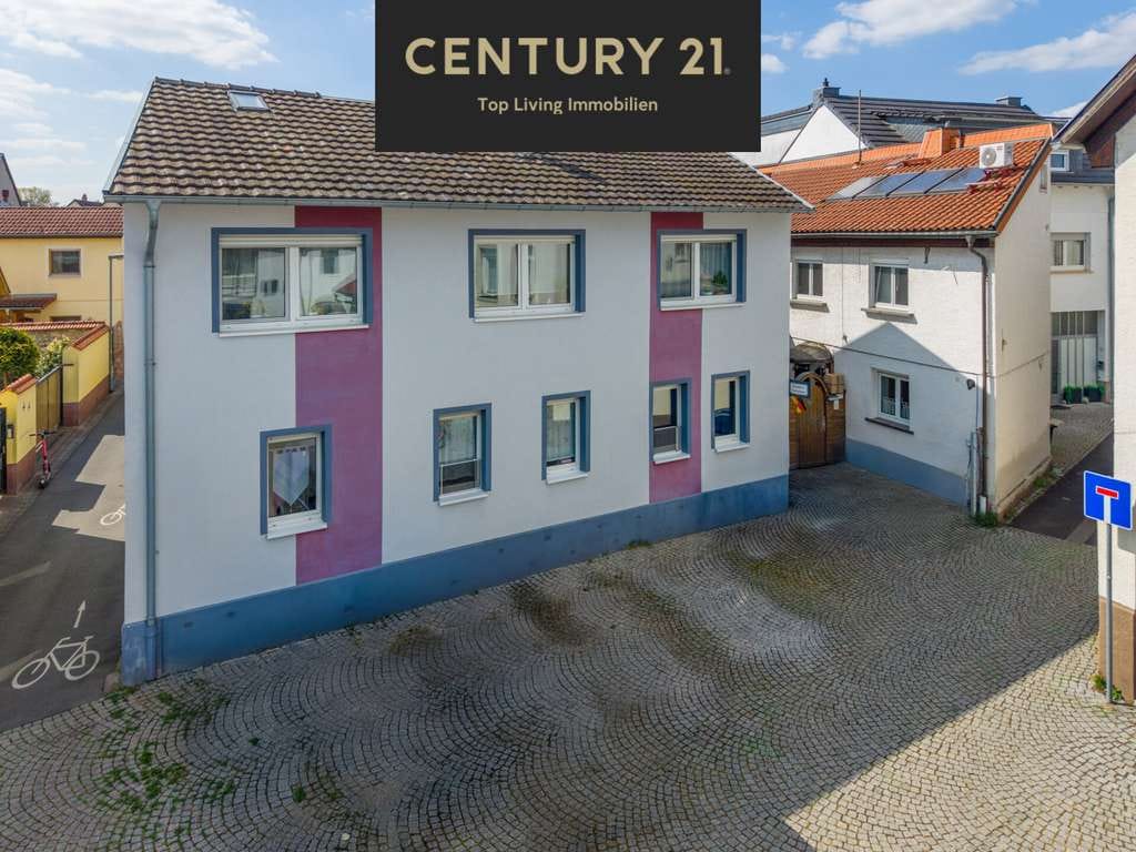 Immobilie in Wiesbaden - Zweifamilienhaus | Hof | Balkon | Hobbywerkstatt | 8 Zimmer - Bild 0