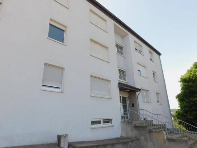 Immobilie in Baumholder - Baumholder - Pfadsbach, TOP ETW im EG/Hochparterre - 3 Zi./Kü./Bad/Terrasse/Stellplatz - Bild 2