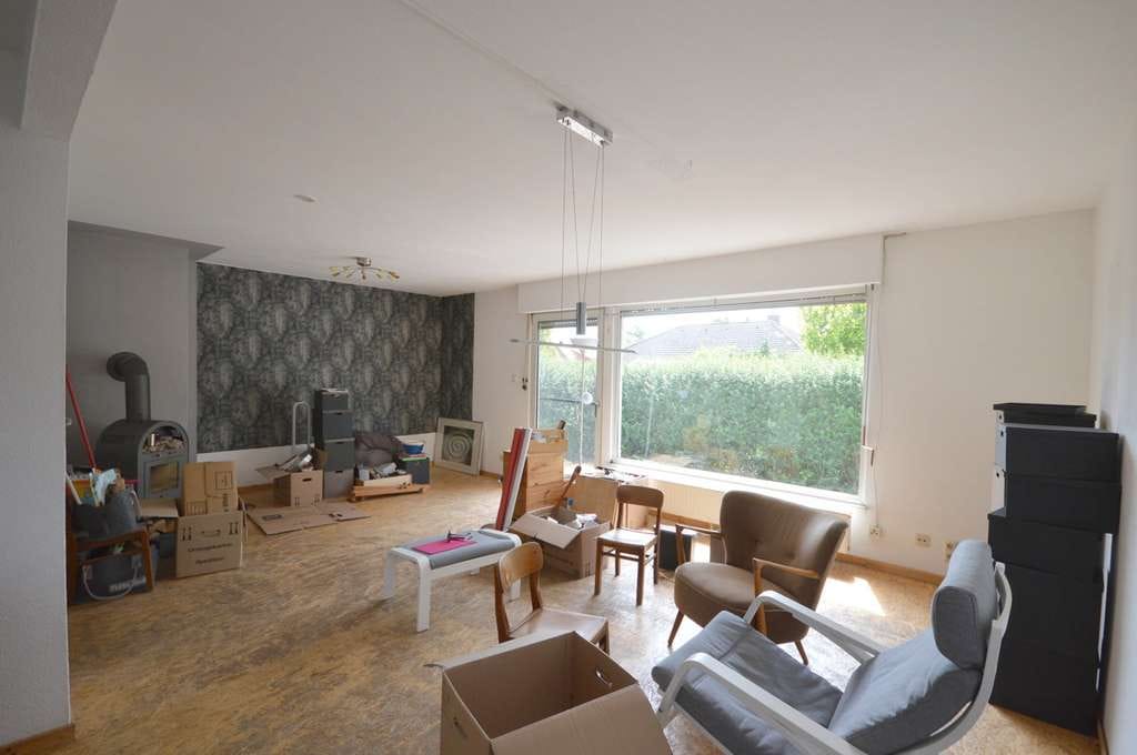 Immobilie in Meine - Freistehendes Einfamilienhaus mit Garage auf ruhigem eingezäuneten 804m² großem Grundstück in Meine - Bild 2