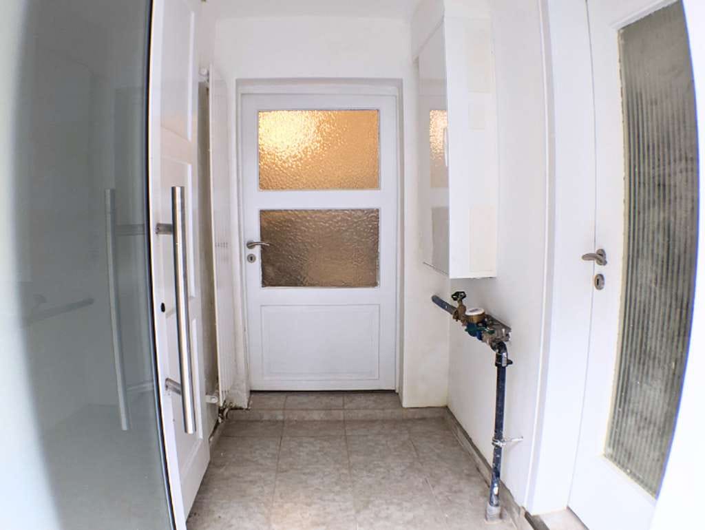 Immobilie in Elmstein - Charmantes Einfamilienhaus mit Potenzial, Garten und Stellplätzen in Elmstein-Speyerbrunn - Bild 0