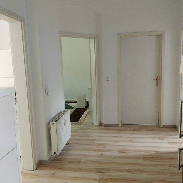 Immobilie in Langenweißbach - 4-Zimmer ETW mit Balkon in sehr günstiger Stadtlage - Bild 3