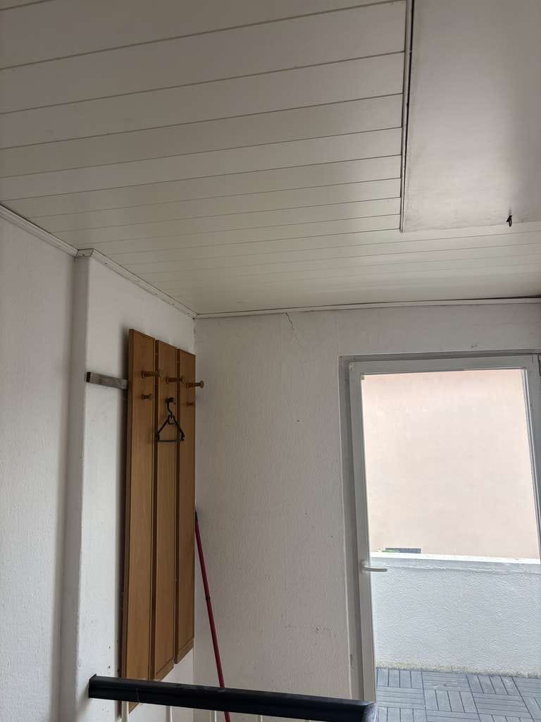 Immobilie in Karlsdorf-Neuthard - Zweifamilienhaus mit attraktiver Vermietungsperspektive - Bild 1
