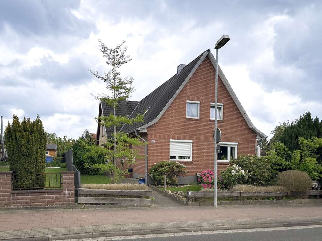 Immobilie in Munster - Ruhiges Wohnen nah der Natur: Gepflegtes Zuhause im gewachsenen Ortskern von Breloh - Bild 0