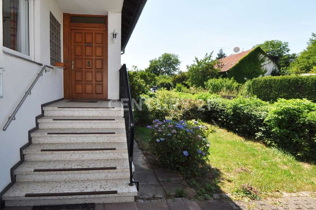 Immobilie in Amöneburg - Terrasse mit Burgblick- großzügiges Wohnen in Amöneburg - Bild 1