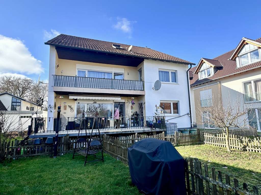 Immobilie in Jockgrim - Topp gepflegtes 3-Familienhaus mit Garagen und Stellplätzen zur Kapitalanlage - voll vermietet - Bild 3