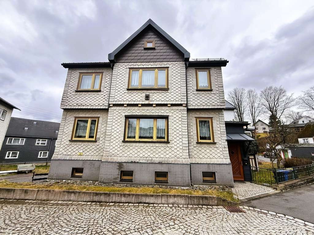 Immobilie in Großbreitenbach - vielseitiges Mehrfamilienhaus (4 WE) in naturnaher Lage im Thüringer Wald zu verkaufen - Bild 1