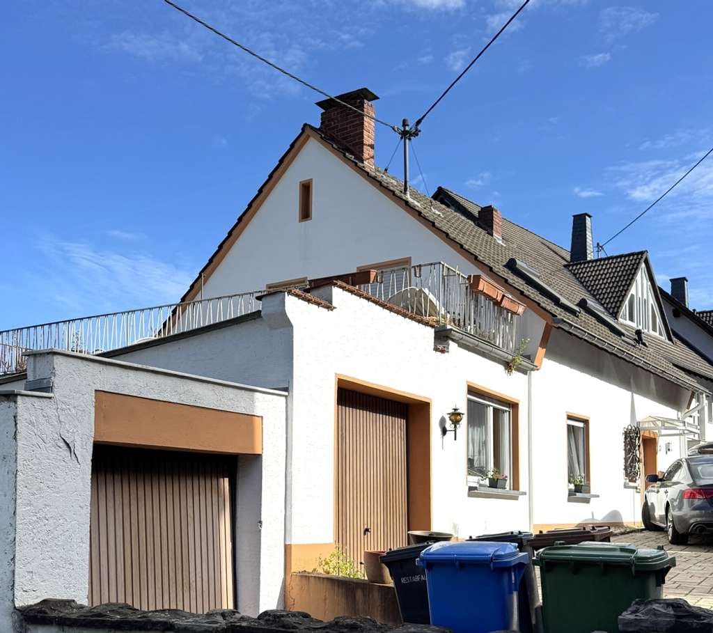 Immobilie in Linz am Rhein - Einfamilienhaus mit Traumblick in Linz am Rhein
Lage, Lage, Lage unterhalb des Kaiserberges - Bild 2