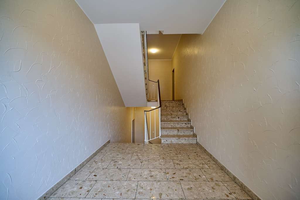 Immobilie in Steinhagen - Lichtdurchflutete 2-ZKB-ETW mit Loggia im Herzen von Steinhagen! - Bild 2
