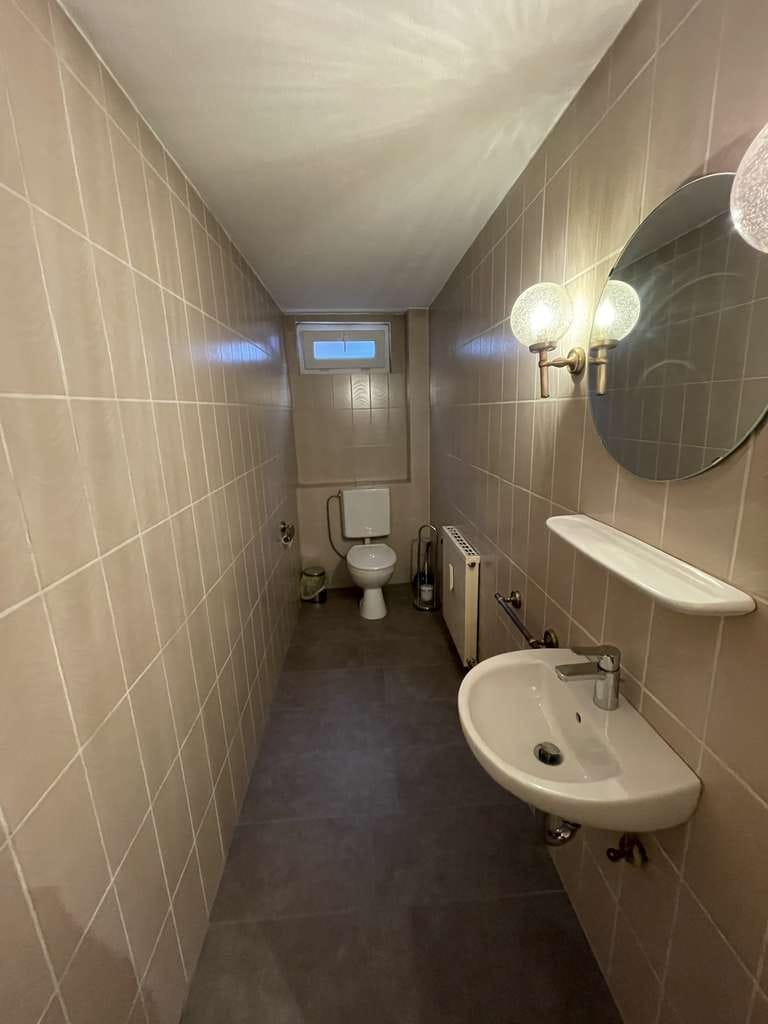 Immobilie in Reutlingen - Reutlingen, sofort beziehbare 3-Zimmerwohnung in kleinem Wohn-Geschäftshaus, provisionsfrei - Bild 4
