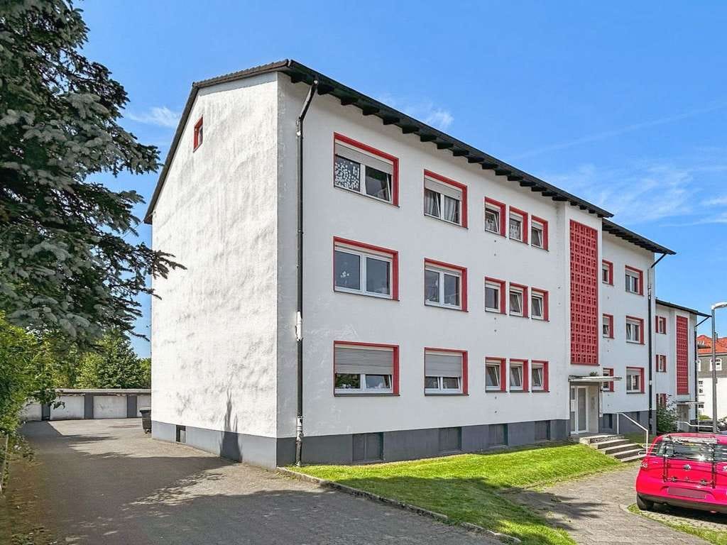 Immobilie in Radevormwald - Ca. 2019 vollständig renovierte 2-Zimmer-Wohnung mit Balkon + Garage in Radevormwald-Keilbeck - Bild 0