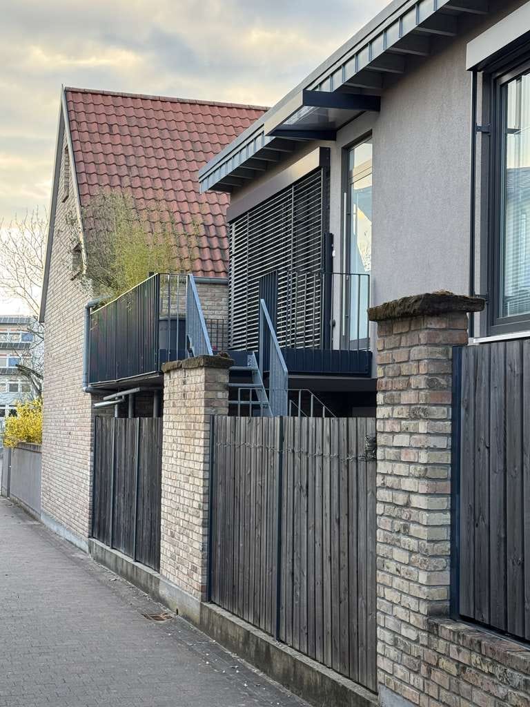 Immobilie in Hagenbach - Helle 2 Z. Wohnung mit Südterrasse und eigenem Zugang - Bild 0