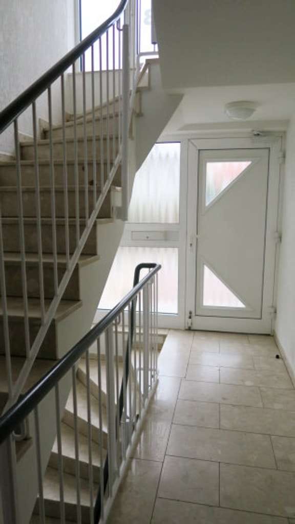 Immobilie in Landsberg - Schöne 1,5 Zi-Maisonette-WE mit Südbalkon, EBK, Bad mit Wanne+Dusche, Fußbodenhzg. in Queis - Bild 2