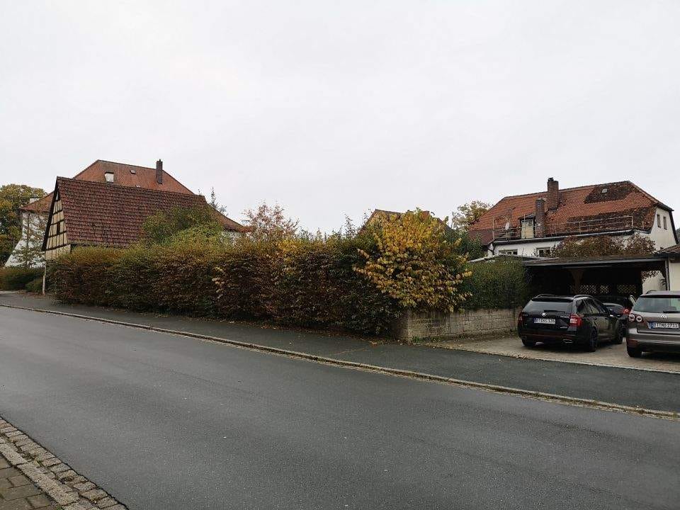 Immobilie in Pegnitz - Fronfeste am Altenstädter Schloss - Einzeldenkmal, Scheune und Baugrundstück - Bild 3