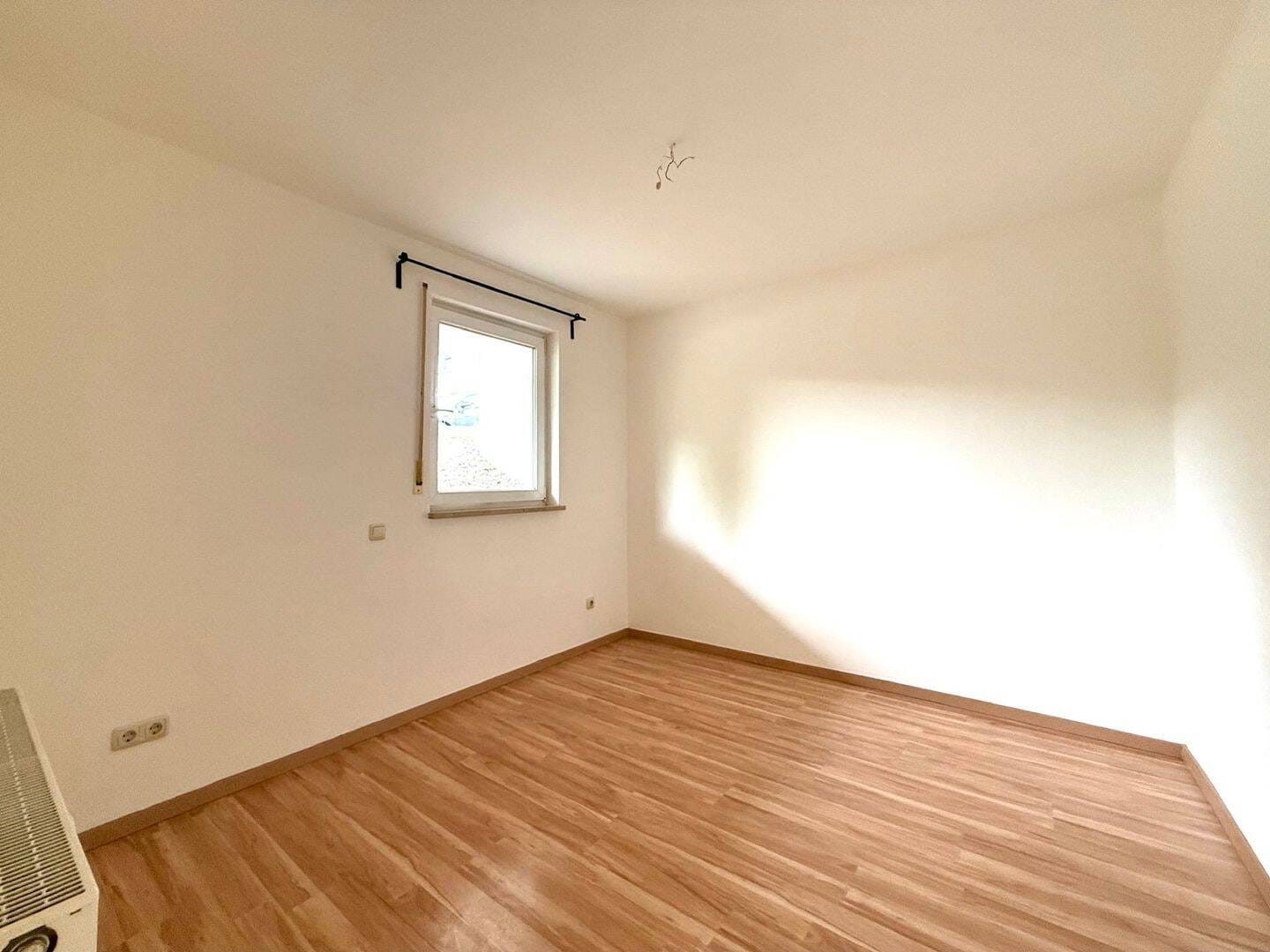 Immobilie in Neustadt an der Aisch - Gemütliche Souterrainwohnung in ruhiger Lage - Bild 4