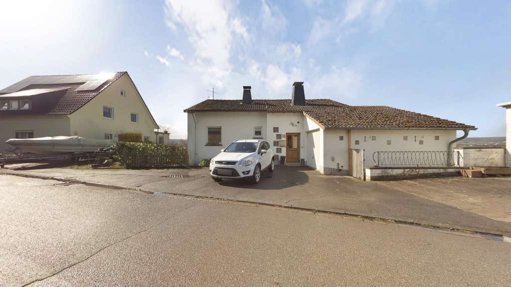Immobilie in Höxter - Familienfreundliches Zuhause mit Ausblick - Bild 2