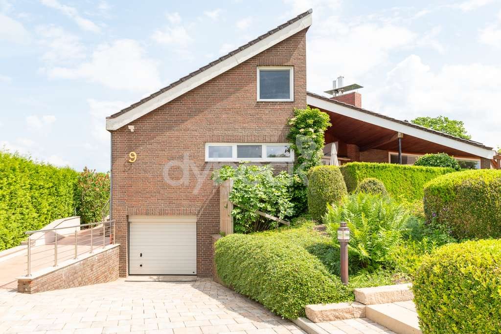 Immobilie in Barnstedt - Architektenvilla mit privatem Hallenbad und weitläufigem Grundstück nahe Lüneburg. - Bild 2