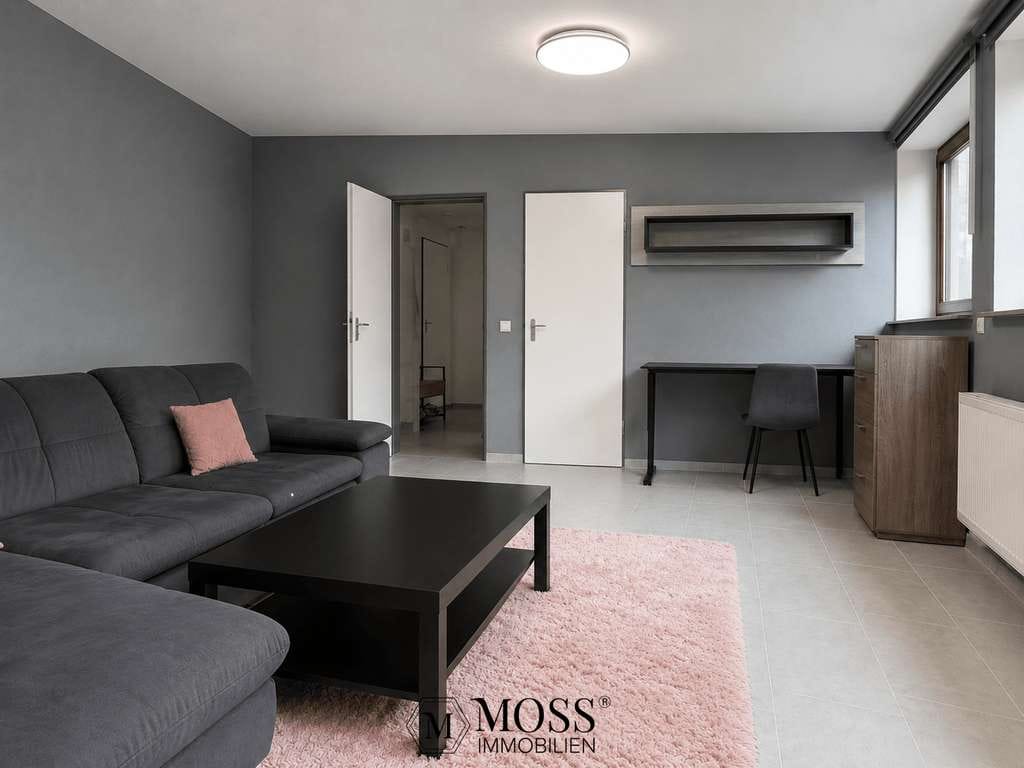 Immobilie in Ehrenkirchen - Modernisierte Souterrainwohnung mit Gartenanteil in ruhiger Wohnlage - Bild 2