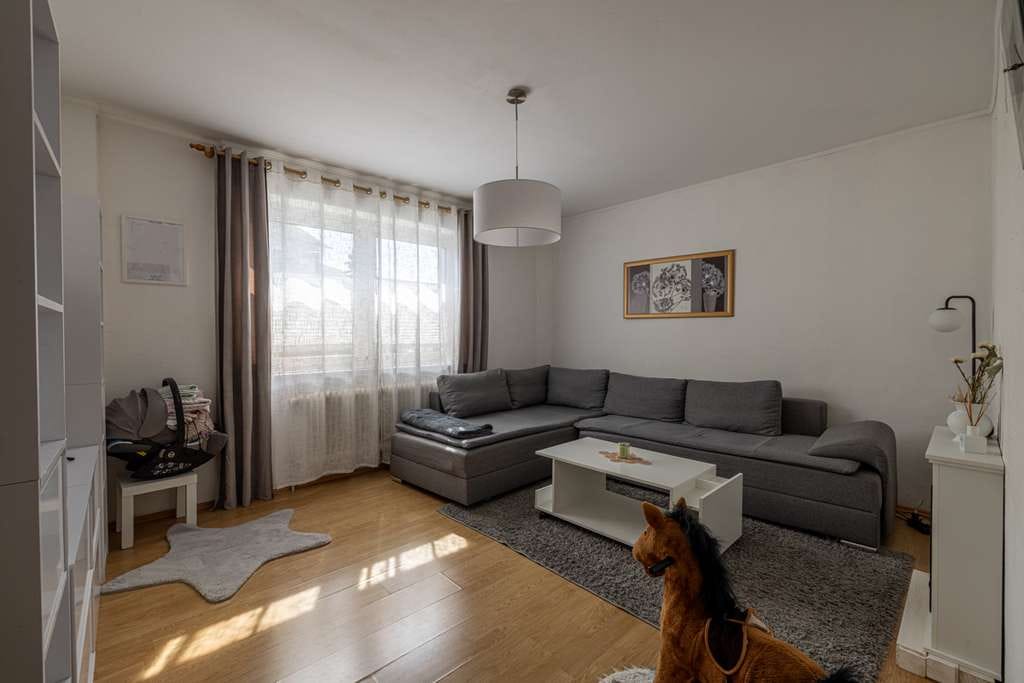 Immobilie in Sundern - Freistehendes Einfamilienhaus mit Terrasse, Balkon und viel Gestaltungsspielraum - Bild 3