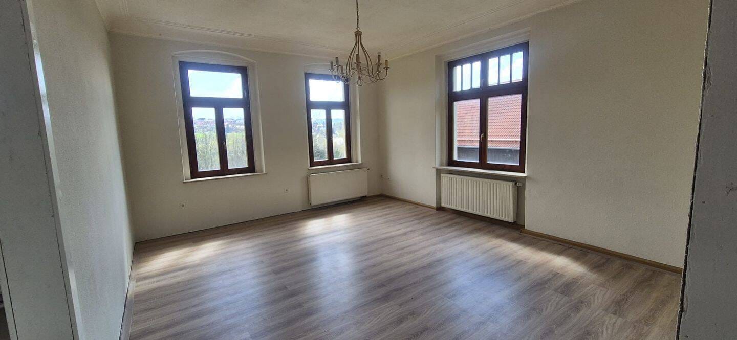 Immobilie in Reichenbach - "Mehrfamilienhaus mit 6 Einheiten, Denkmalschutz & Mietsteigerungspotenzial - Solide Kapitalanlage in ruhiger Lage Mylaus" - Bild 4