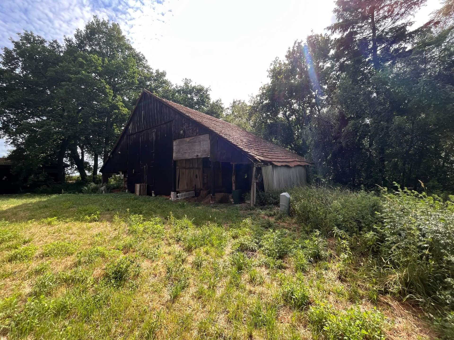 Immobilie in Twist - Provisionsfrei für Käufer! Sanierungsbedürftiger Resthof mit großem Grundstück von ca. 170.000 m²! - Bild 1