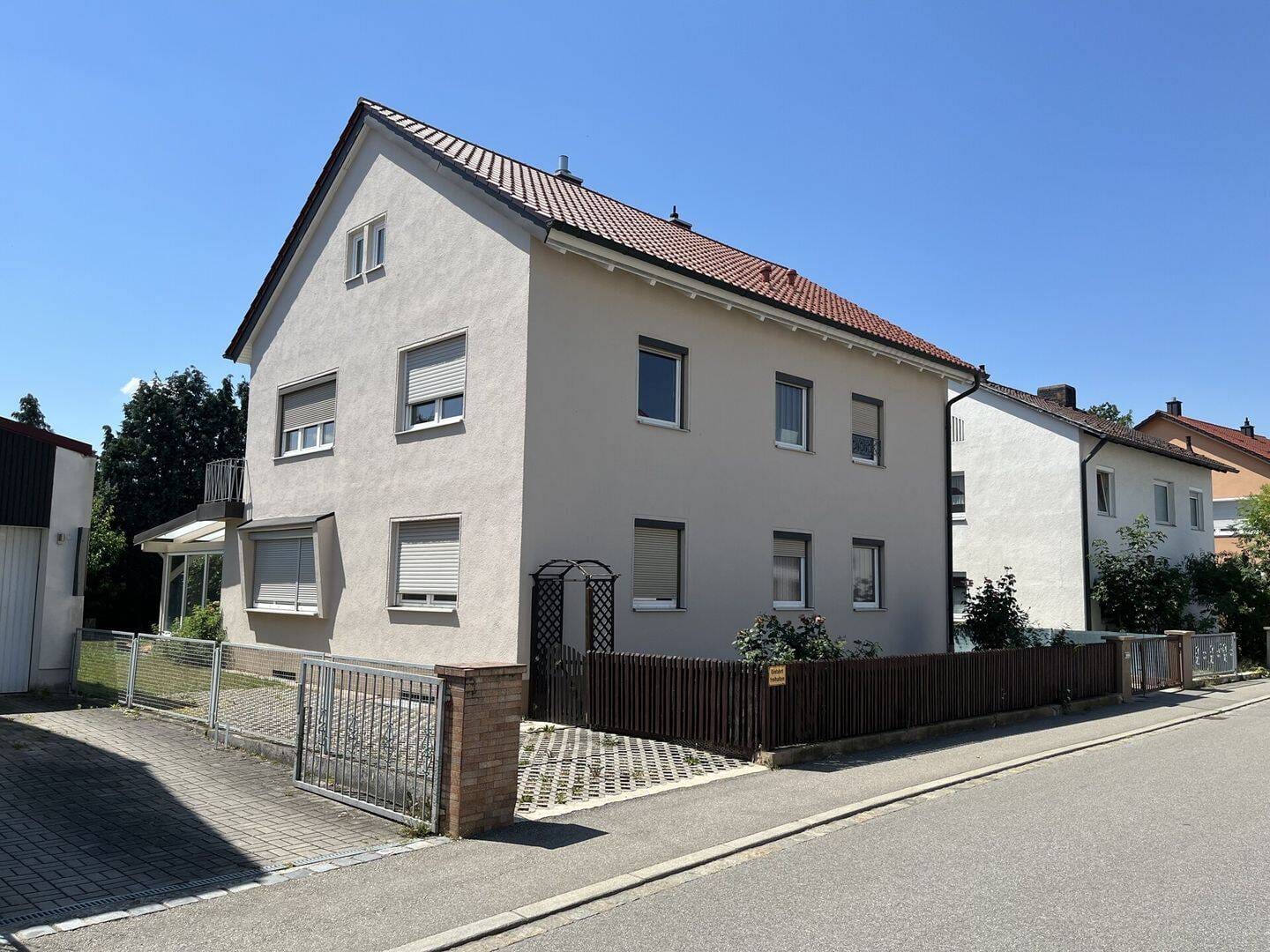 Immobilie in Straubing - Großzügiges Einfamilienhaus in Erbpacht mit viel Gestaltungspotenzial in Straubing - Bild 1