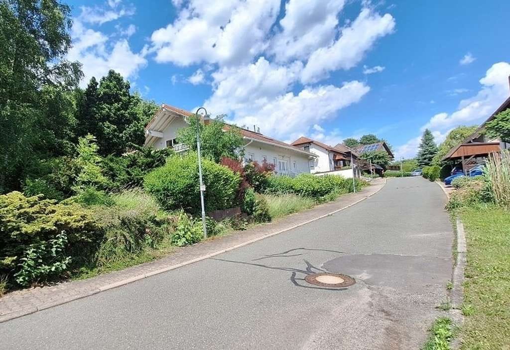 Immobilie in Neuensalz - Idyllisches Landhaus mit viel Platz in Mechelgrün - EFH aus Bankenverwertung
 - Bild 2