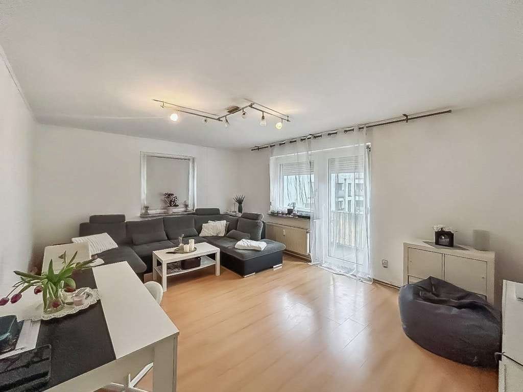 Immobilie in Krefeld - 4-Parteienhaus im Herzen Krefelds als Kapitalanlage - Bild 2