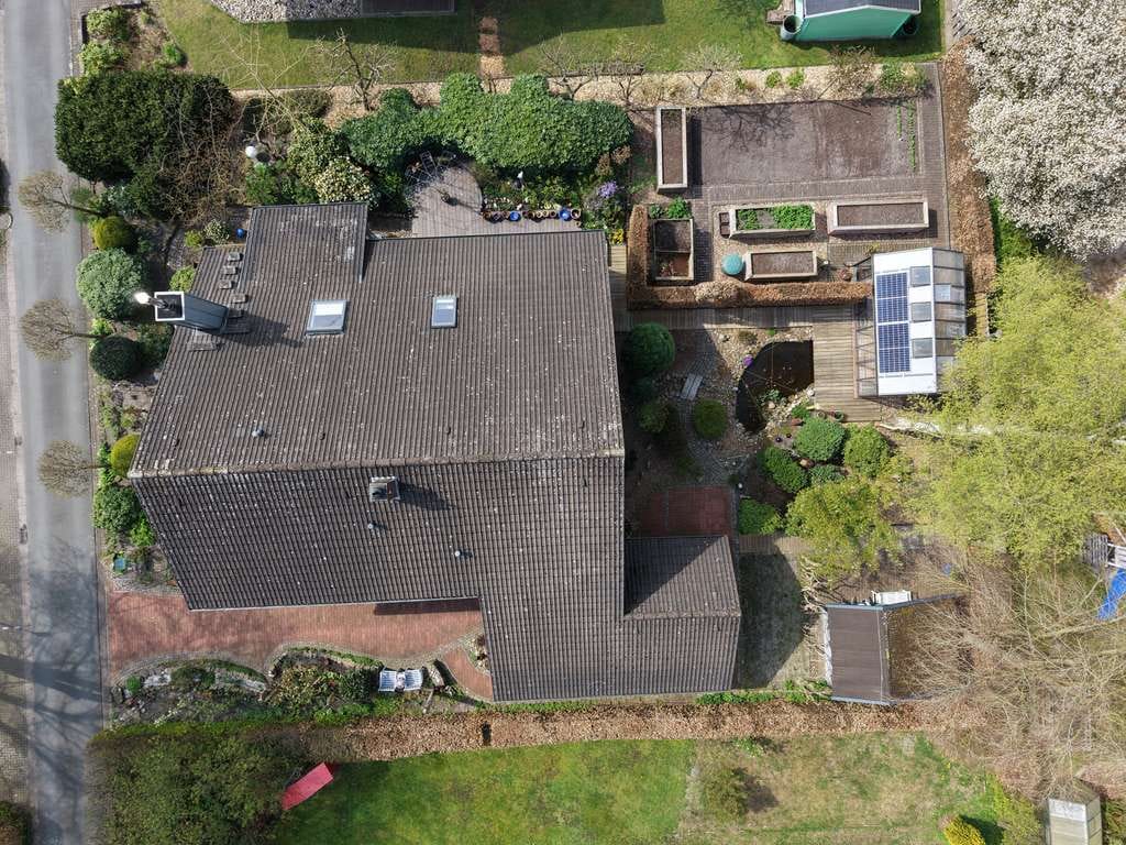 Immobilie in Hude (Oldenburg) - Familienfreundliches Einfamilienhaus mit viel Platz und schönem Garten in ruhiger Lage von Wüsting - Bild 4