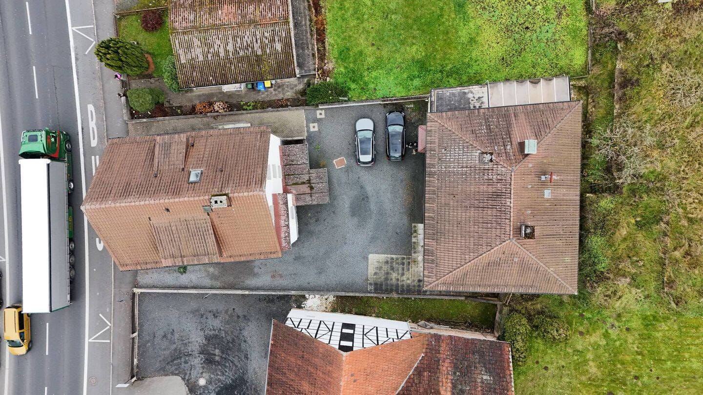 Immobilie in Melsungen - Immobilienpaket. Wohn- und Geschäftshaus + Einfamilienhaus mit 4 Garagen in Melsungen. - Bild 4