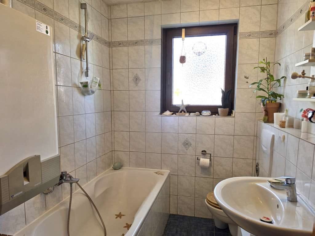 Immobilie in Eisenberg (Pfalz) - Flexibel nutzbares Mehrfamilienhaus – Eigennutzung und Vermietung kombinierbar - Bild 3