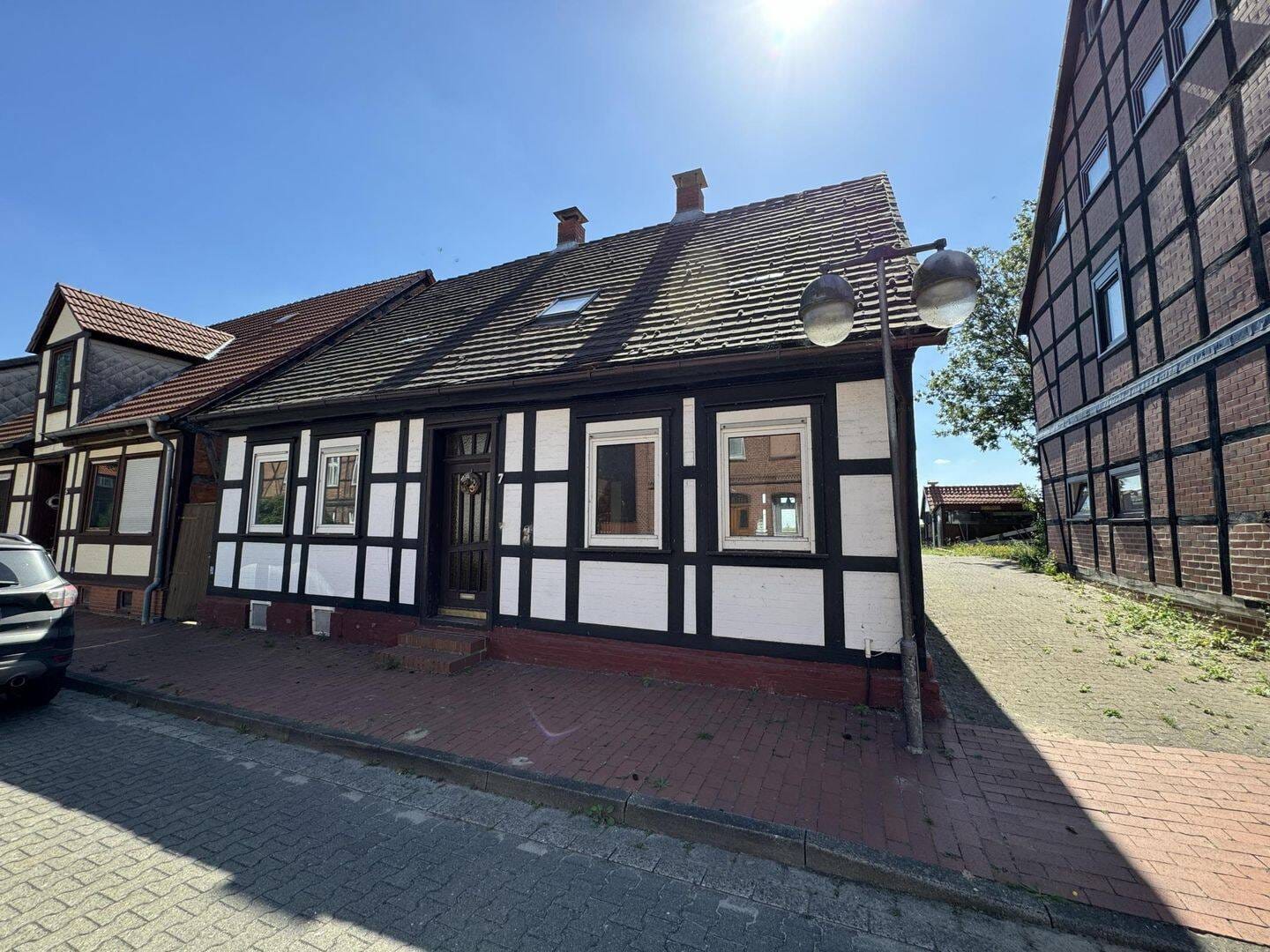 Immobilie in Schnackenburg - Sanierungsfähiges Fachwerkhaus mit Blick auf den Aland - Bild 0