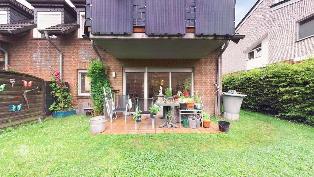Immobilie in Niederkrüchten - Kapitalanlage im Paket: 4 vermietete Wohnungen mit 4 Garagen und Stellplatz - Bild 2