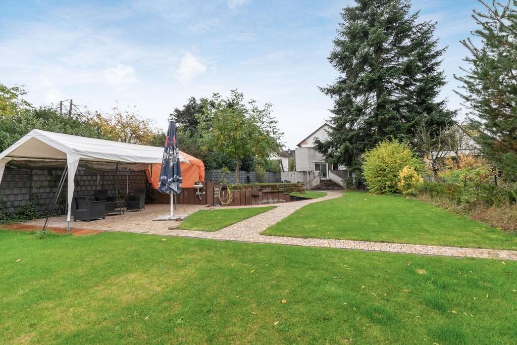 Immobilie in Dreieich - Großes 2-Familienhaus mit wunderschönem Garten in Sprendlingen - Bild 3