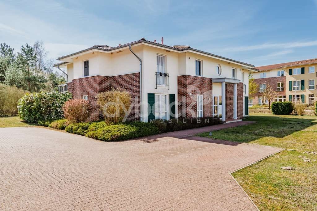 Immobilie in Adendorf - Vollvermietetes Investment mit Entwicklungspotenzial am Golfplatz von Adendorf - Bild 1