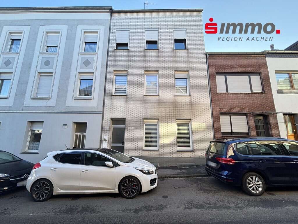 Immobilie in Eschweiler - Vollvermietetes 3-Familienhaus in beliebter Lage von Eschweiler mit deutlichem Entwicklungspotential - Bild 0