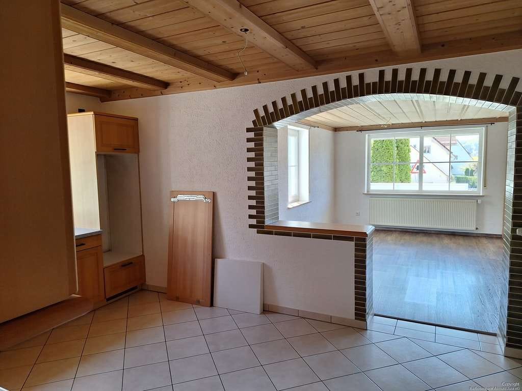 Immobilie in Greding - Großzügiges Wohnhaus mit flexiblen Nutzungsmöglichkeiten – Wohnen nach Ihren Vorstellungen - Bild 4