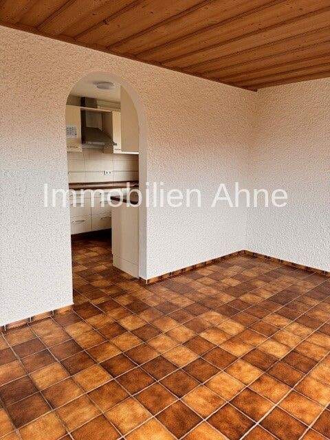 Immobilie in Kirchhaslach - Herrlich wohnen auf dem Lande! - ETW mit durchdachtem Grundriss-Olgishofen/Babenhausen! - Bild 3