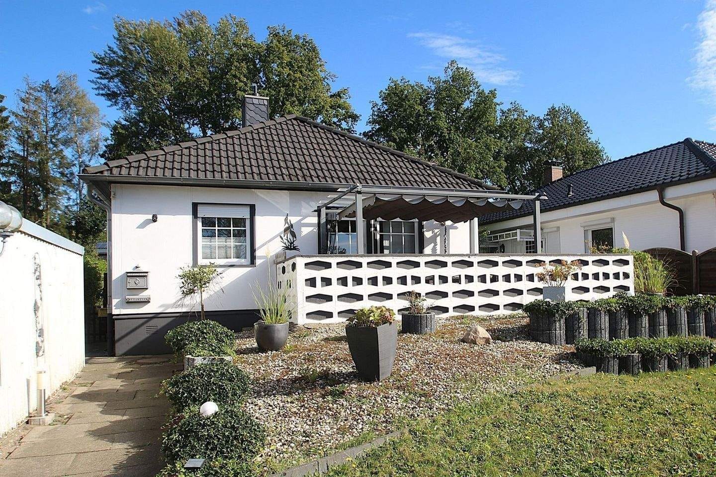 Immobilie in Heist - Nahe Hamburg - Modernisierter Bungalow in ruhiger Lage - Bild 2