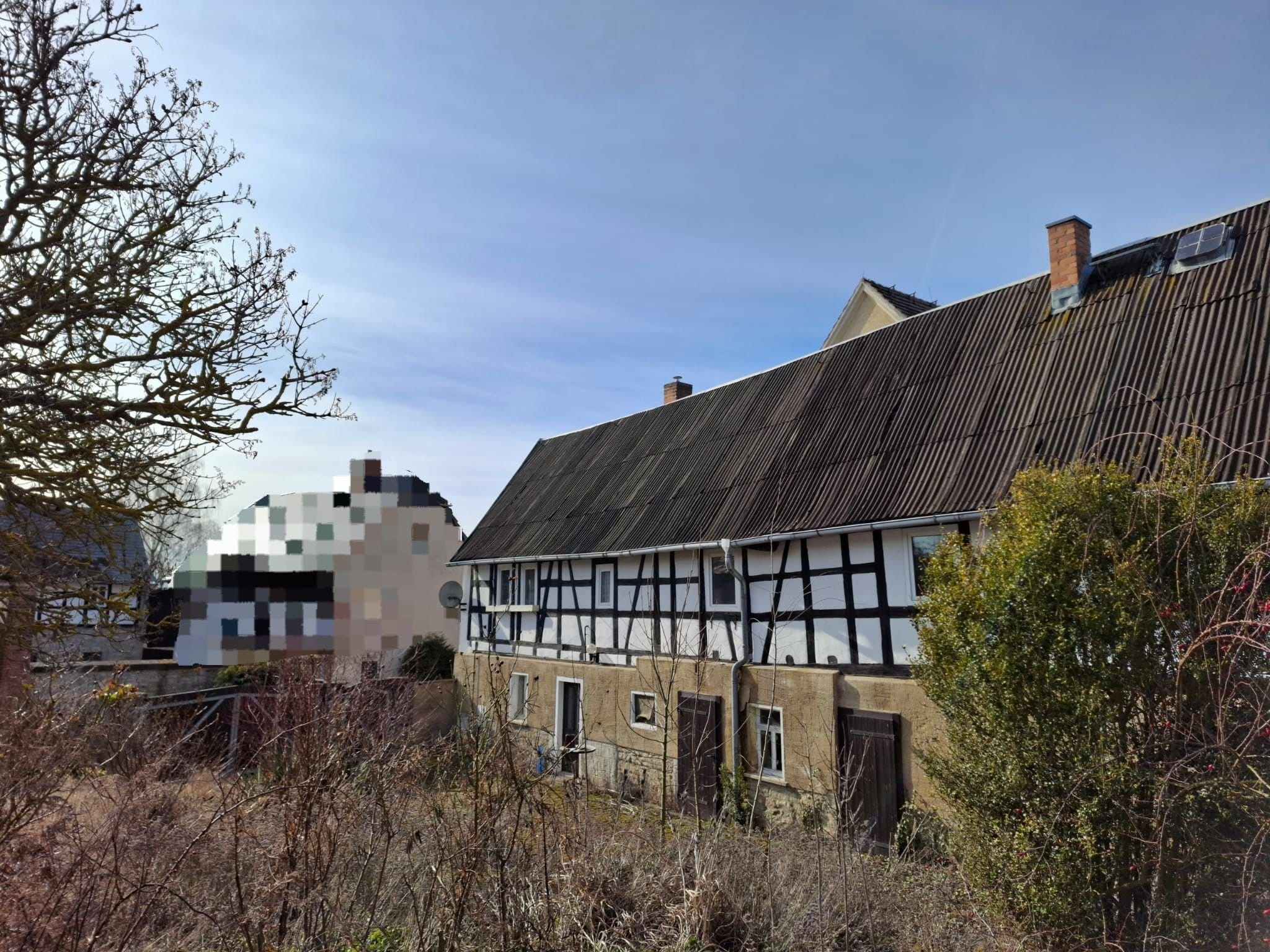 Immobilie in Gutenborn - Sanierungsbedürftiges Bauernhaus in guter Wohnlage in Gutenborn/ OT Heuckewalde - Bild 2