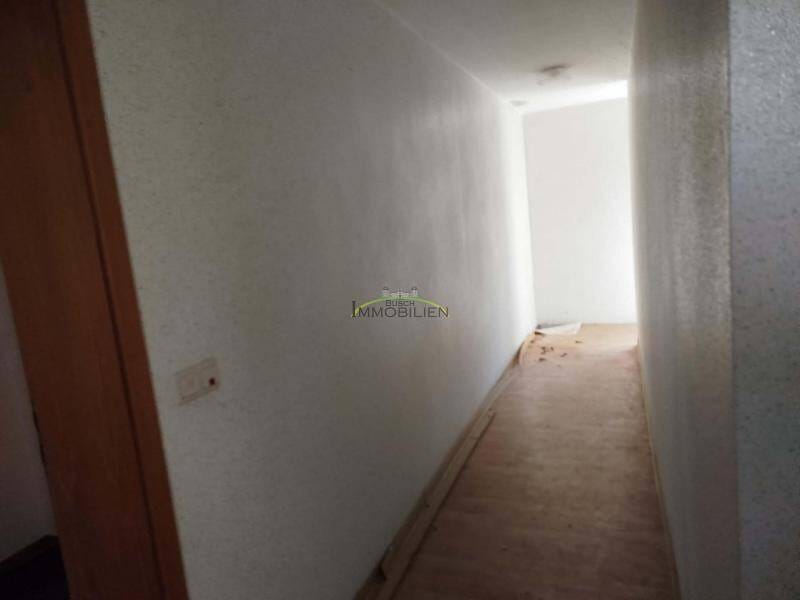Immobilie in Frohburg - Fachwerk Bauernhaus für zwei Familien - Teil eines Hofes in Dolsenhain - Bild 3