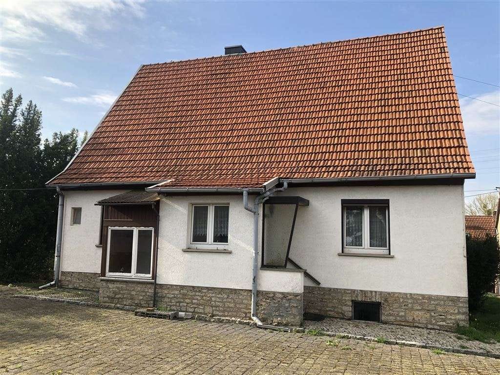 Immobilie in Greußen - EFH mit weiterem Nebengebäude als ELW oder Büro und viel Potenzial  - Bild 0