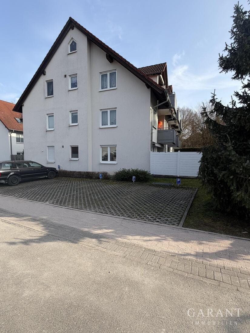 Immobilie in Fichtenberg - Charmante 2 Zimmer-DG-Wohnung mit Balkon + TG-Stellplatz - Bild 0