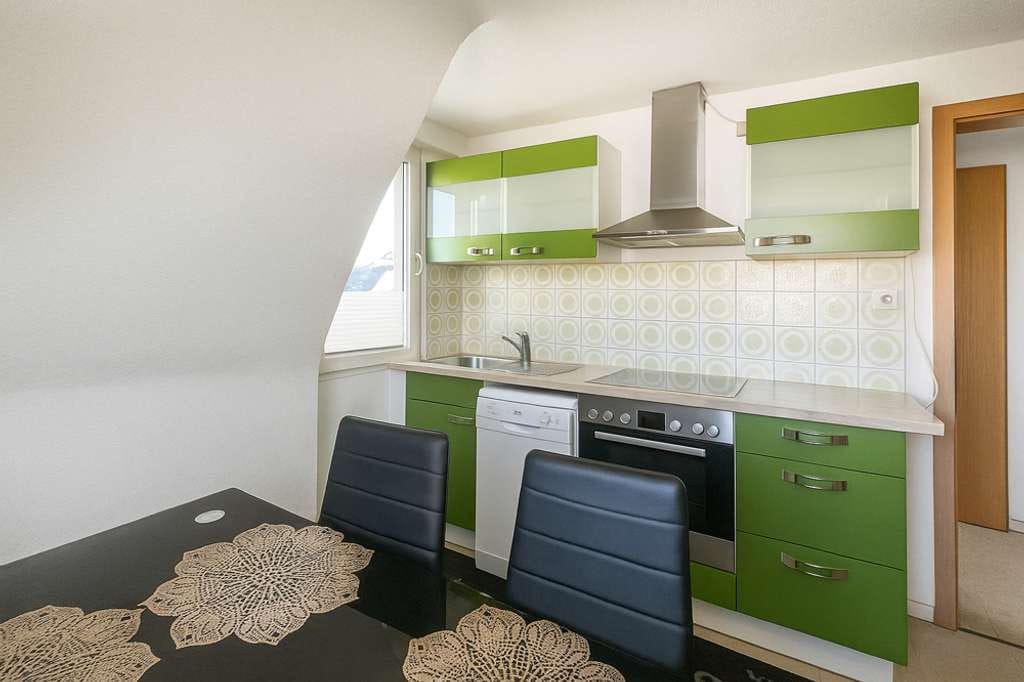 Immobilie in Friedrichshafen - Hübsche 3 Zimmer- Dachgeschosswohnung in bevorzugter Wohnlage von Friedrichshafen - Bild 4