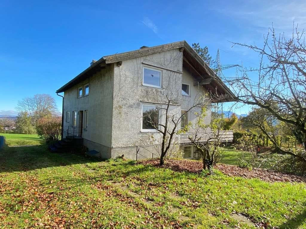 Immobilie in Rimsting - Prien am Chiemsee: Älteres EFH m. ca. 1.650 m2 Grund in herrlicher Randlage m. Berg- u. Seeblick! - Bild 3